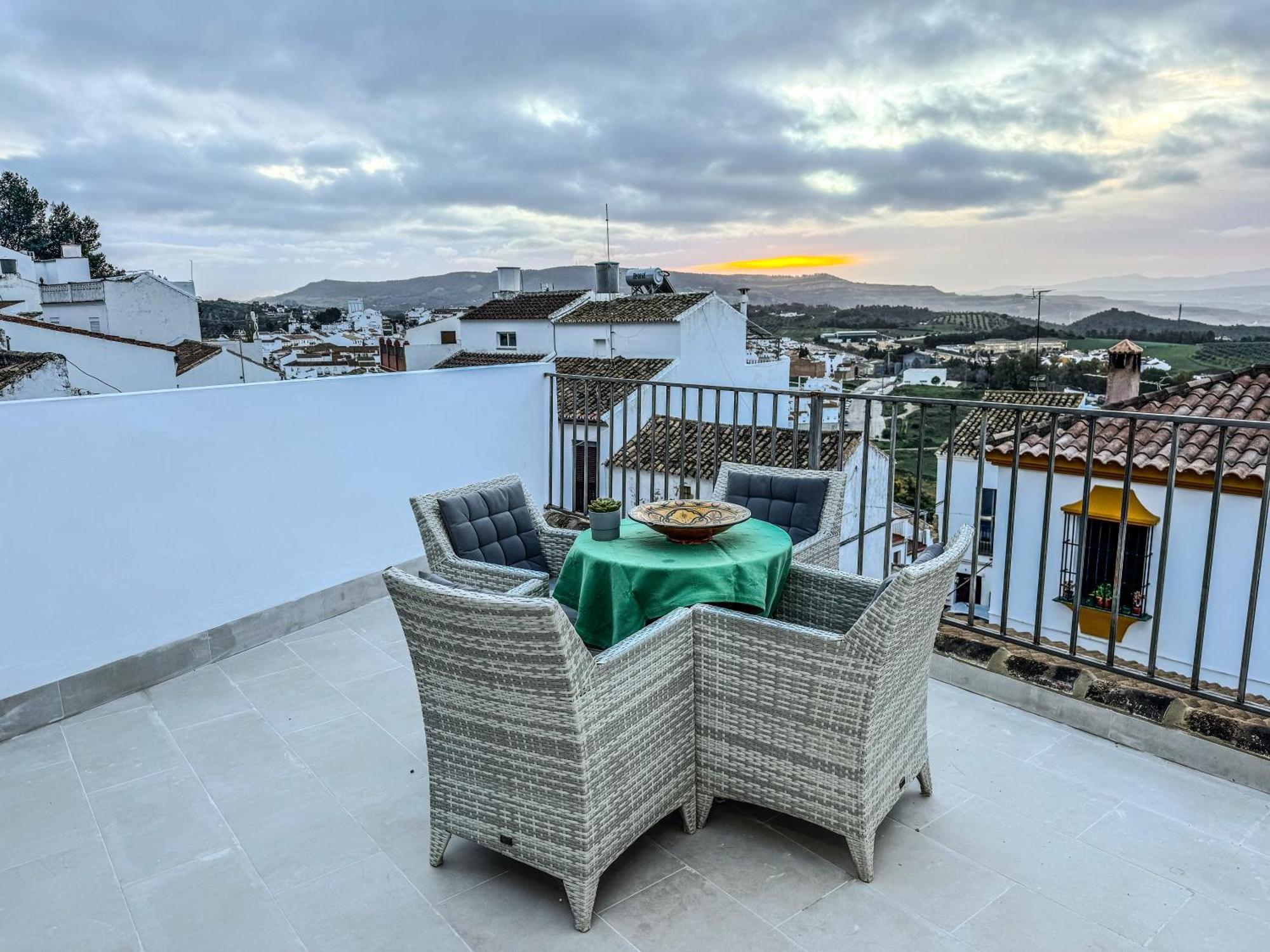 Lemon Tree Patio Villa Olvera Exterior photo