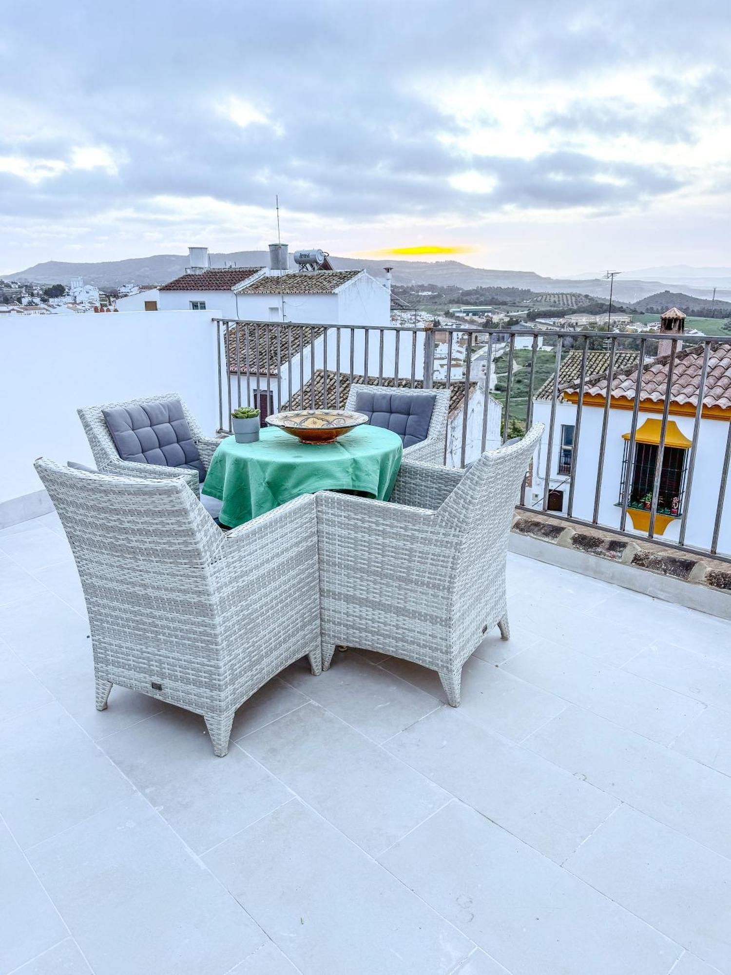 Lemon Tree Patio Villa Olvera Exterior photo
